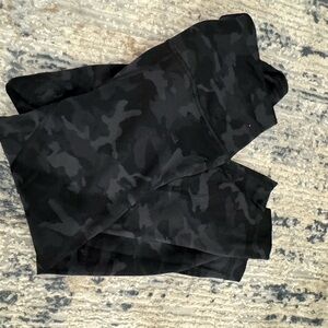 Wunder Train High-Rise Crop 21' size 10